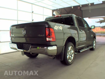 2014 Ram 1500 Big Horn Crew Cab Short Bed - miniatura 4