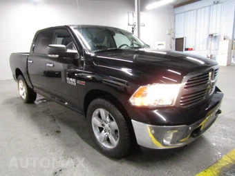 2014 Ram 1500 Big Horn Crew Cab Short Bed – miniatura 3