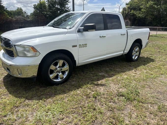 2014 Ram 1500 Big Horn Crew Cab Short Bed - samochód z USA z aukcji Manheim, oferta Kup Teraz w AUTOMAX