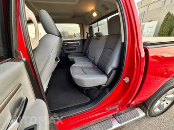2014 Ram 1500 Big Horn Crew Cab Short Bed - miniatura 24