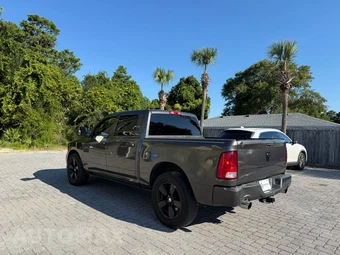 2014 Ram 1500 Express - miniatura 4