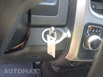 2014 Ram 1500 Express Crew Cab Short Bed - miniatura 5