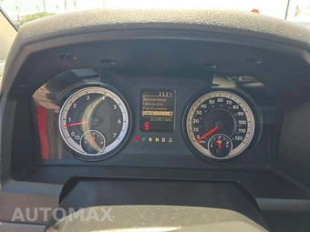 2014 Ram 1500 Express Crew Cab Short Bed - miniatura 6