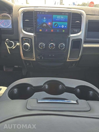 2014 Ram 1500 Express Crew Cab Short Bed - miniatura 7