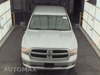 2014 Ram 1500 Express Crew Cab Short Bed – miniatura 2
