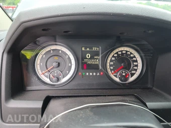 2014 Ram 1500 Express Crew Cab Short Bed – miniatura 12