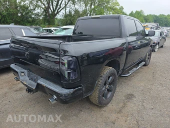2014 Ram 1500 Express Crew Cab Short Bed – miniatura 4