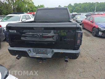 2014 Ram 1500 Express Crew Cab Short Bed – miniatura 5