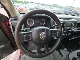 2014 Ram 1500 Express Crew Cab Short Bed – miniatura 10