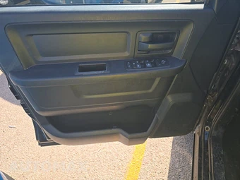 2014 Ram 1500 Express Crew Cab Short Bed – miniatura 9