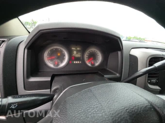 2014 Ram 1500 Express Crew Cab Short Bed - miniatura 17