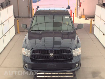 2014 Ram 1500 Express Crew Cab Short Bed – miniatura 2