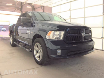 2014 Ram 1500 Express Crew Cab Short Bed – miniatura 3