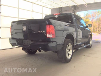 2014 Ram 1500 Express Crew Cab Short Bed – miniatura 4