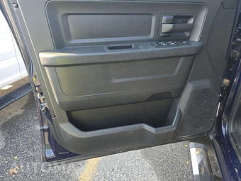 2014 Ram 1500 Express Crew Cab Short Bed – miniatura 9