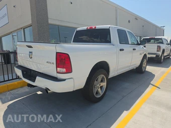 2014 Ram 1500 Express Crew Cab Short Bed - miniatura 4