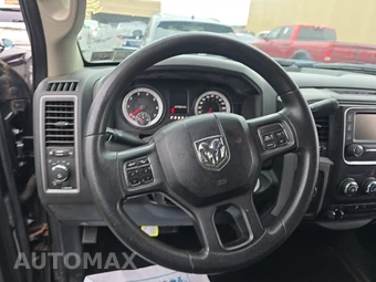 2014 Ram 1500 Express Crew Cab Short Bed – miniatura 10