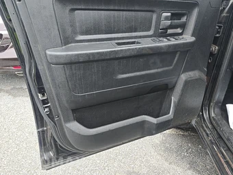 2014 Ram 1500 Express Crew Cab Short Bed – miniatura 9