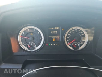 2014 Ram 1500 Express Crew Cab Short Bed - miniatura 12