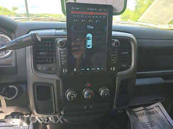 2014 Ram 1500 Express Crew Cab Short Bed - miniatura 7