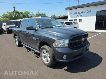 2014 Ram 1500 Express Crew Cab Short Bed - miniatura 4
