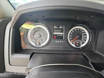 2014 Ram 1500 Express Extended Cab Medium Bed - miniatura 12