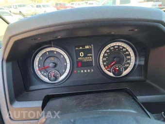 2014 Ram 1500 Express Extended Cab Medium Bed – miniatura 10