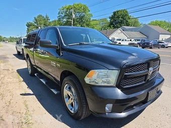 2014 Ram 1500 Express Extended Cab Medium Bed – miniatura 3
