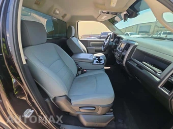 2014 Ram 1500 Express Regular Cab Medium Bed - miniatura 16