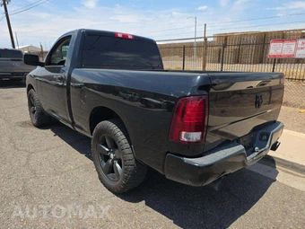 2014 Ram 1500 Express Regular Cab Medium Bed - miniatura 2