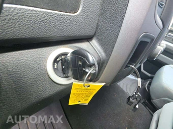 2014 Ram 1500 Express Regular Cab Medium Bed – miniatura 8