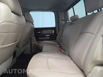 2014 Ram 1500 Laramie Crew Cab Medium Bed – miniatura 13