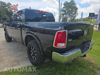 2014 Ram 1500 Laramie Crew Cab Short Bed – miniatura 2