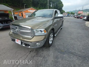 2014 Ram 1500 Laramie Crew Cab Short Bed