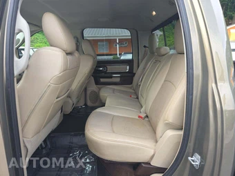 2014 Ram 1500 Laramie Crew Cab Short Bed - miniatura 10