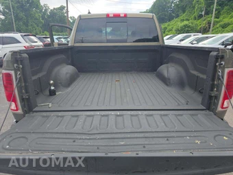 2014 Ram 1500 Laramie Crew Cab Short Bed - miniatura 11