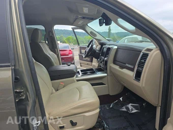 2014 Ram 1500 Laramie Crew Cab Short Bed - miniatura 15