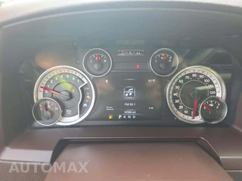 2014 Ram 1500 Laramie Crew Cab Short Bed - miniatura 6