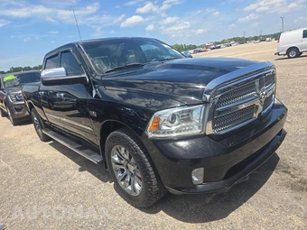 2014 Ram 1500 Laramie Limited Crew Cab Medium Bed - miniatura 3