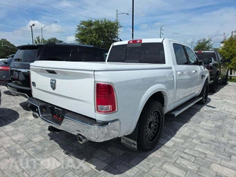 2014 Ram 1500 Laramie Longhorn Crew Cab Short Bed - miniatura 3