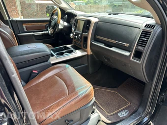 2014 Ram 1500 Laramie Longhorn Crew Cab Short Bed - miniatura 10