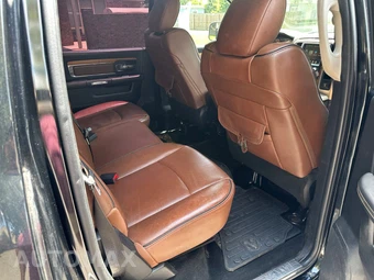 2014 Ram 1500 Laramie Longhorn Crew Cab Short Bed - miniatura 12