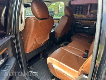 2014 Ram 1500 Laramie Longhorn Crew Cab Short Bed - miniatura 14