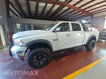 2014 Ram 1500 SLT Crew Cab Medium Bed