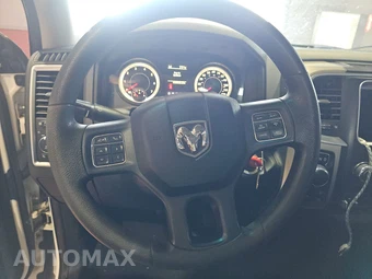 2014 Ram 1500 SLT Crew Cab Medium Bed - miniatura 10