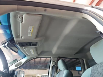 2014 Ram 1500 SLT Crew Cab Medium Bed - miniatura 17