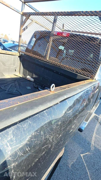2014 Ram 1500 SLT Crew Cab Medium Bed – miniatura 40