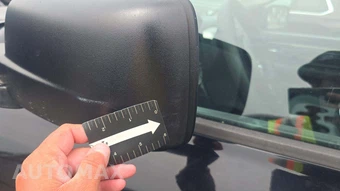 2014 Ram 1500 SLT Crew Cab Short Bed – miniatura 38