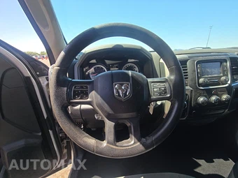 2014 Ram 1500 SLT Extended Cab Medium Bed – miniatura 10