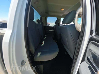 2014 Ram 1500 SLT Extended Cab Medium Bed – miniatura 16